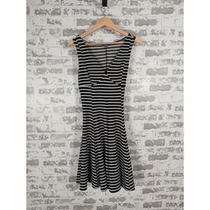 Peter Som Dress Size 8 Black White Striped Flare Sleeveless V Neck  Nautical